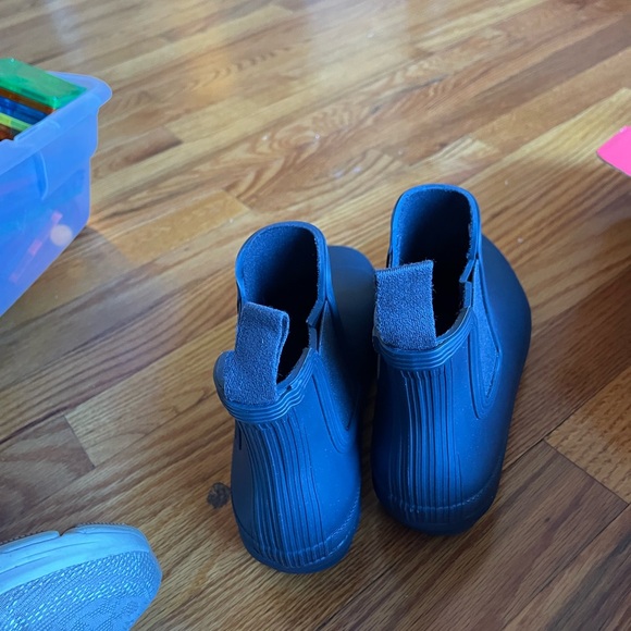 BRAND NEW: HUNTER Women’s Original Chelsea ankle rain boot.Size 6 Navy Blue - Picture 4 of 12